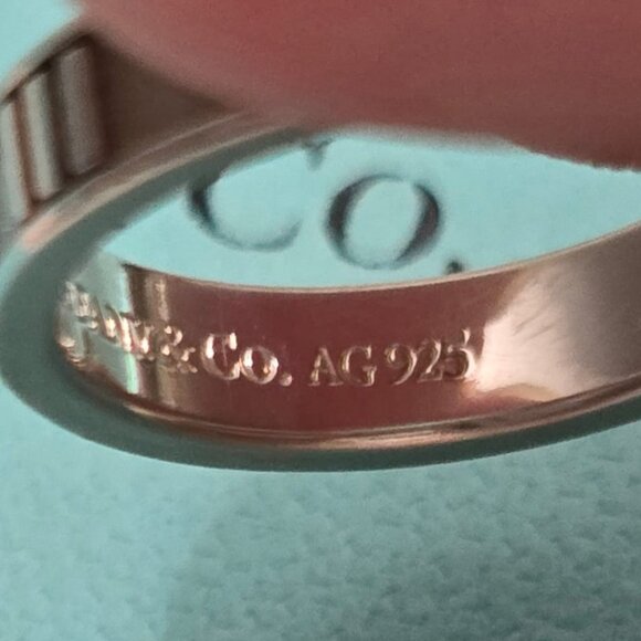 Tiffany & Co. Sterling Silver Size 5 Atlas Roman Numeral Band Ring - Picture 3 of 6